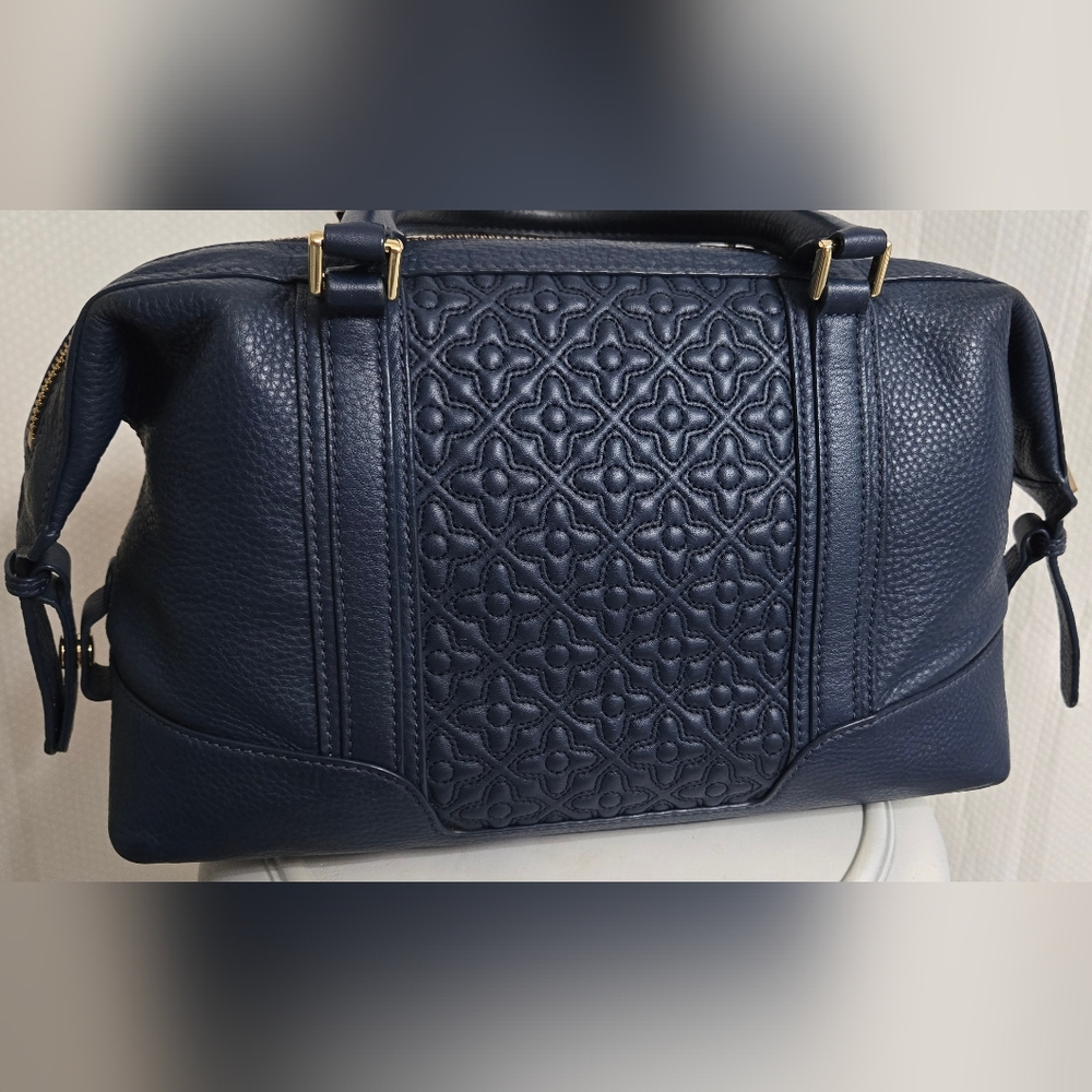 EUC Tory Burch Bryant Satchel Quilted Leather Bag in Navy - Picture 5 of 12